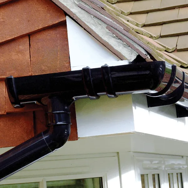 Do I Need A Fascia Bracket On Either Side Of A Fitting?
