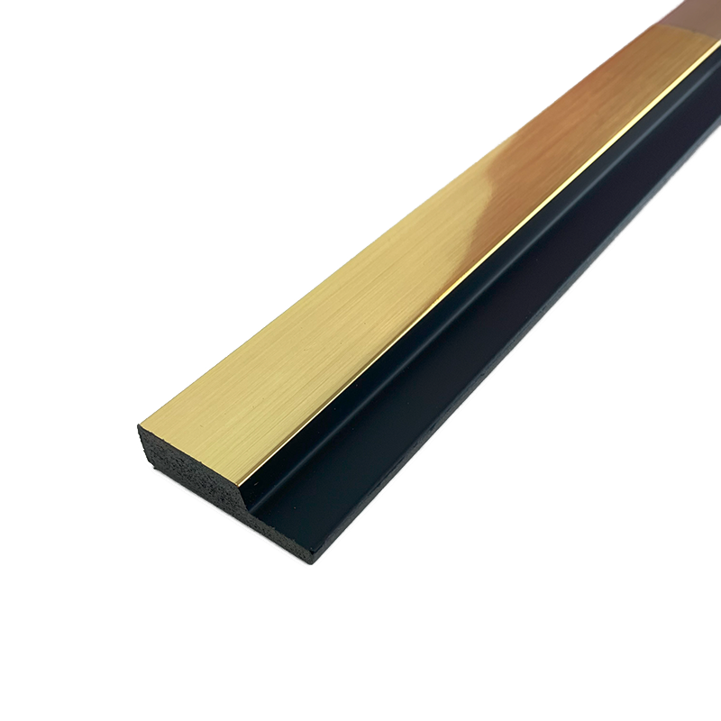 42mm Right Hand Large Gold Metallic Trim 2.6m image