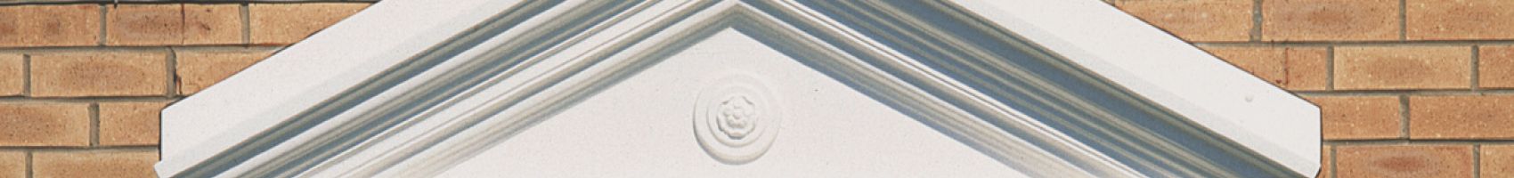 2100mm Victorian Apex Top Door Surround Standard White (RAL9010)